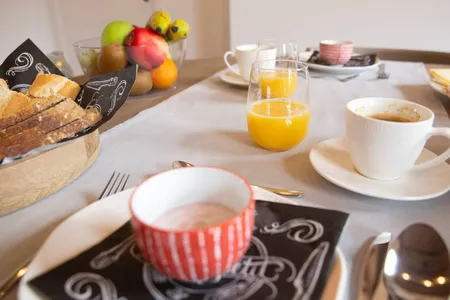 Petit déjeuner chez A Coque ‘Line, chambres d'hôtes dans la région du pays des Collines